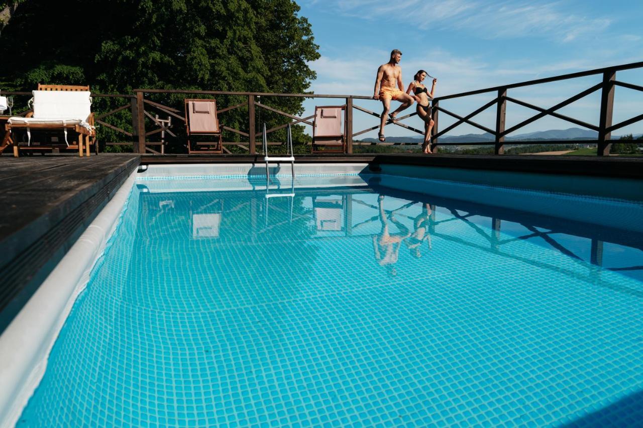 Hotel Dwor Sierakow Exteriér fotografie