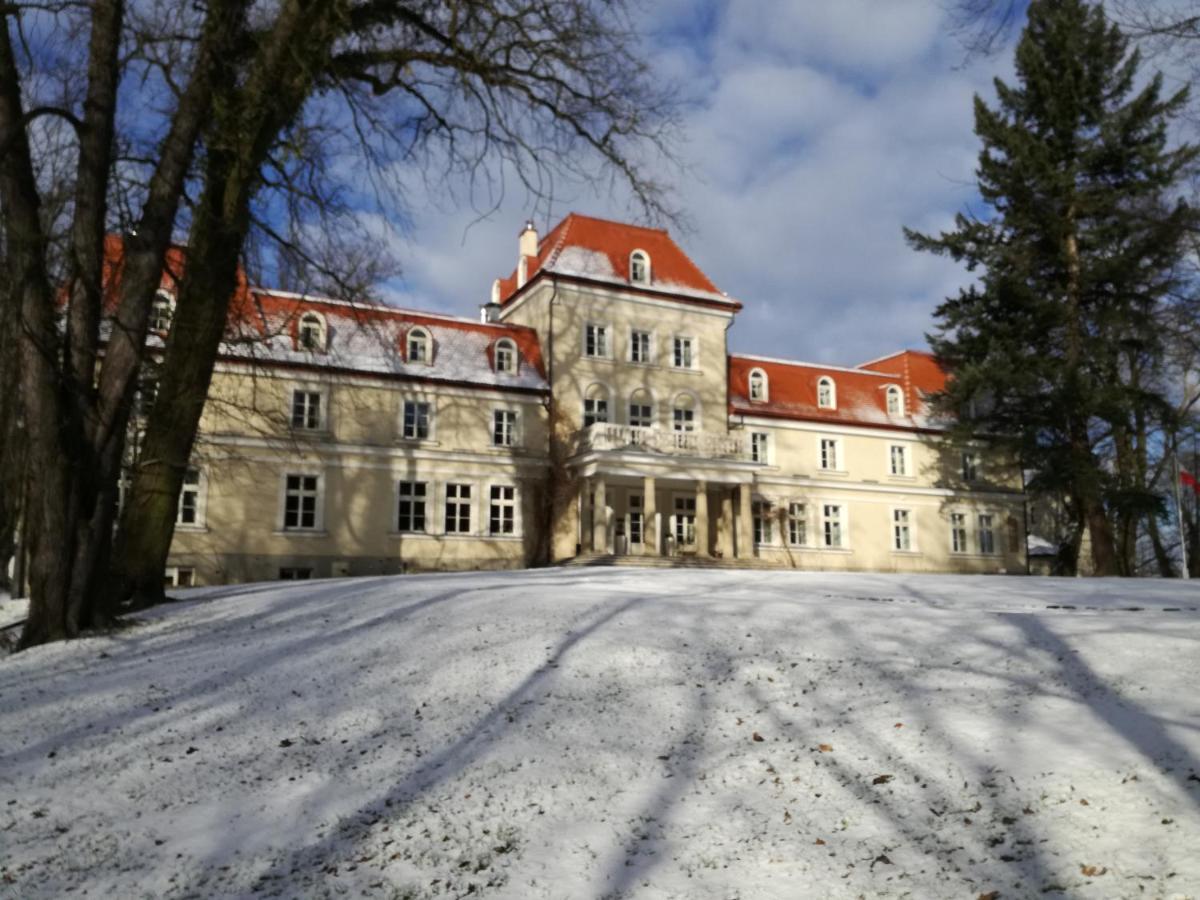 Hotel Dwor Sierakow Exteriér fotografie